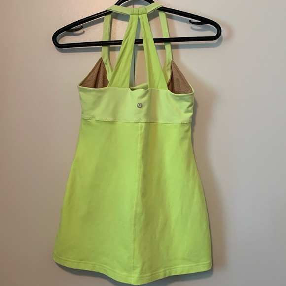 Lululemon Athletica Scoop Me Up Neon Yellow Built-in-Bra Tank Size 6 - Picture 3 of 5